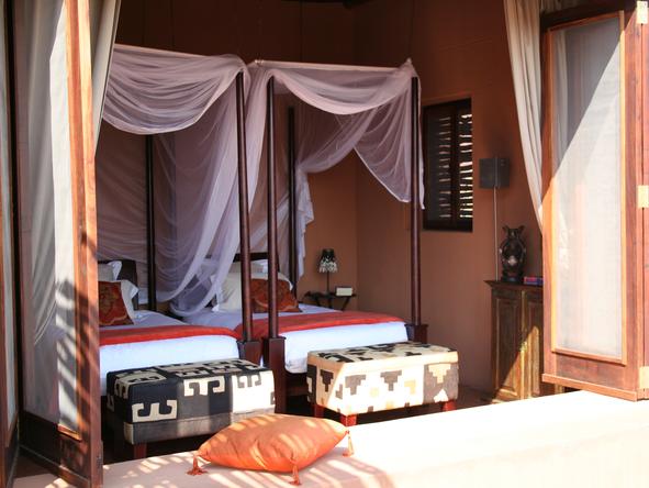 Okahirongo Elephant Lodge - Bedroom2